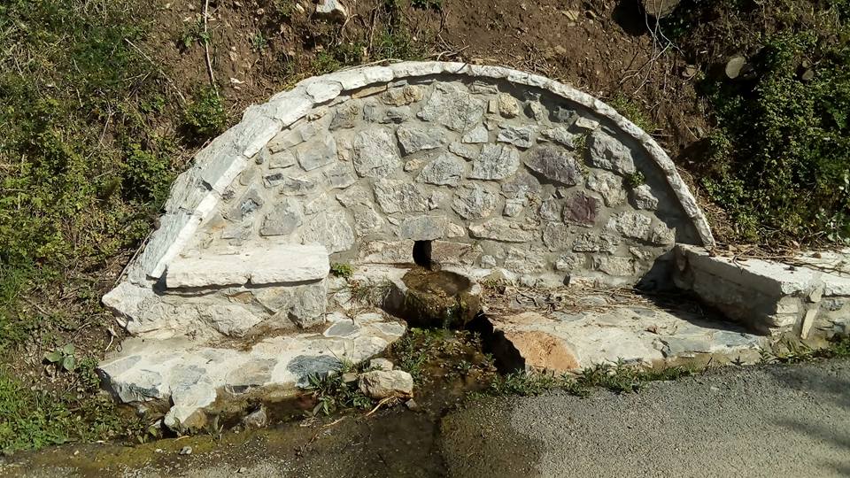 ΒρύσεςΛιμν