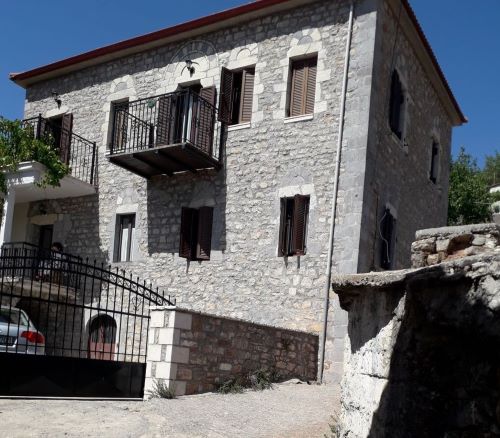 SPITI STO XVRIO