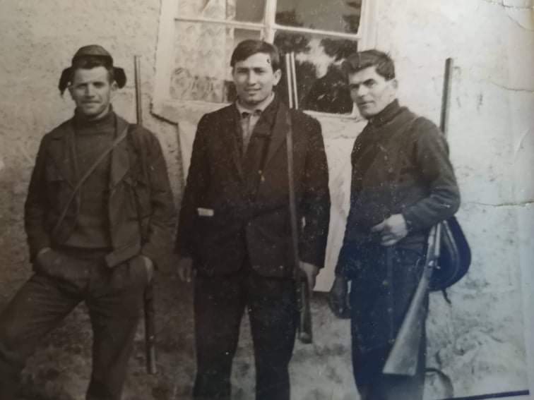 ΚΥΝΗΓΟΙ ΘΟΔΩΡΟΓΙΑΝΝΗς-ΜΗΤΣΟΣ ΡΟΥΣΙΑΣ.